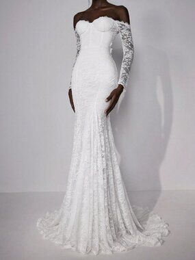 White Elegant Formal Women's Mermaid Off-Shoulder Lace Bridal Gown with Train